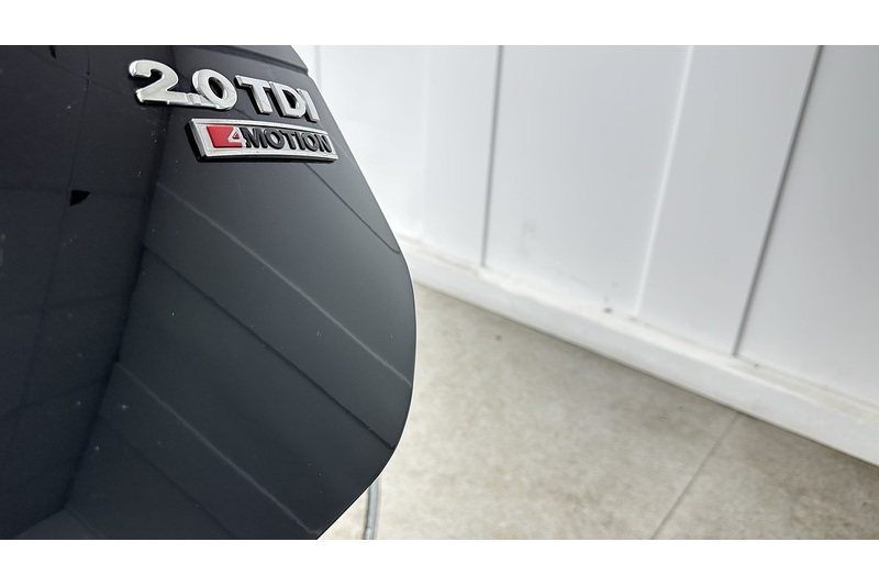 Volkswagen Tiguan TDI BlueMotion Tech R-Line - U3247