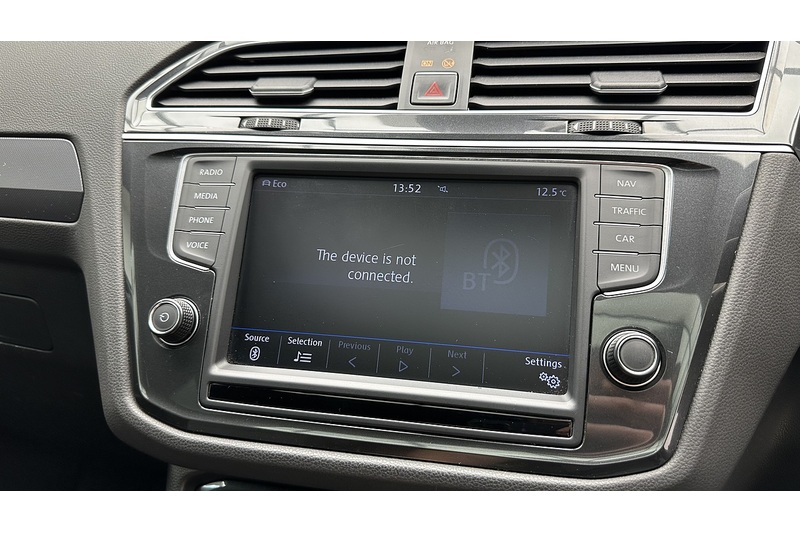Volkswagen Tiguan TDI BlueMotion Tech R-Line - U3247