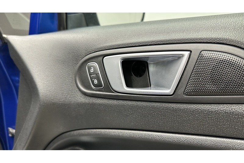 Ford EcoSport T EcoBoost Titanium - U3271