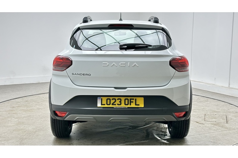 Dacia Sandero Stepway TCe Essential - U3272