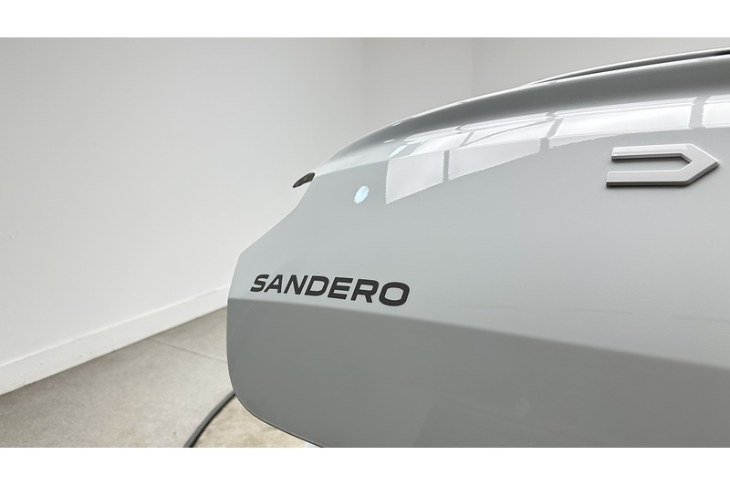 Dacia Sandero Stepway TCe Essential - U3272
