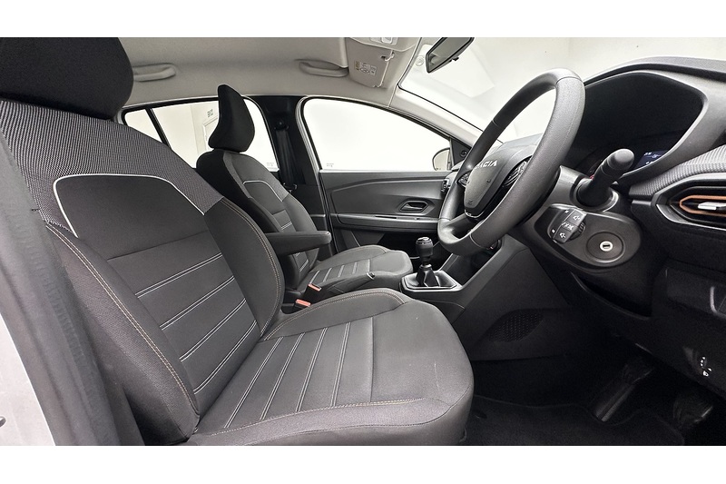 Dacia Sandero Stepway TCe Essential - U3272