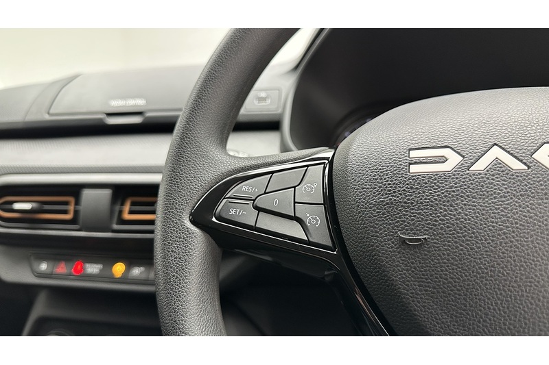 Dacia Sandero Stepway TCe Essential - U3272