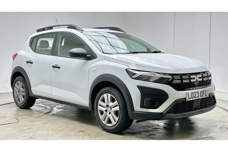Dacia Sandero Stepway TCe Essential - U3272