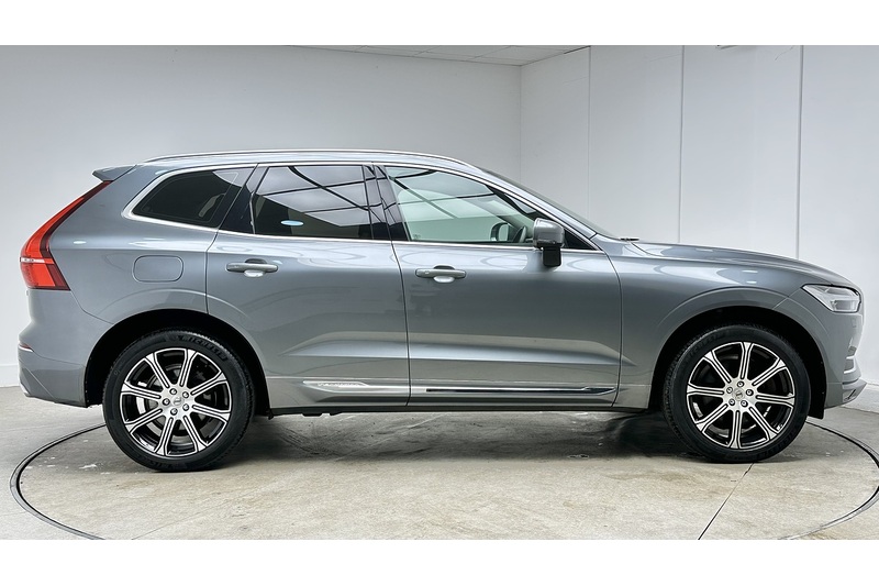 Volvo XC60 B4 MHEV Inscription Pro - U3279