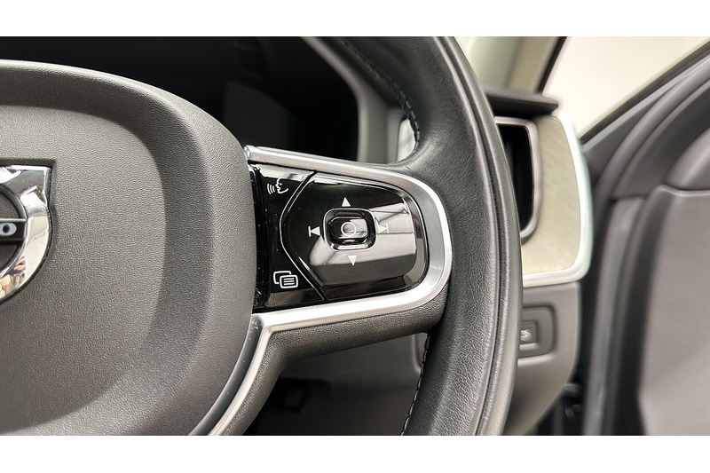 Volvo XC60 B4 MHEV Inscription Pro - U3279