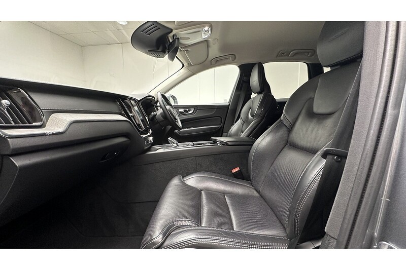 Volvo XC60 B4 MHEV Inscription Pro - U3279