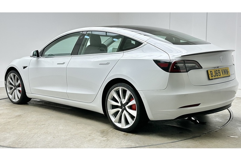 Tesla Model 3 Performance - U3280