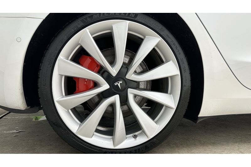 Tesla Model 3 Performance - U3280