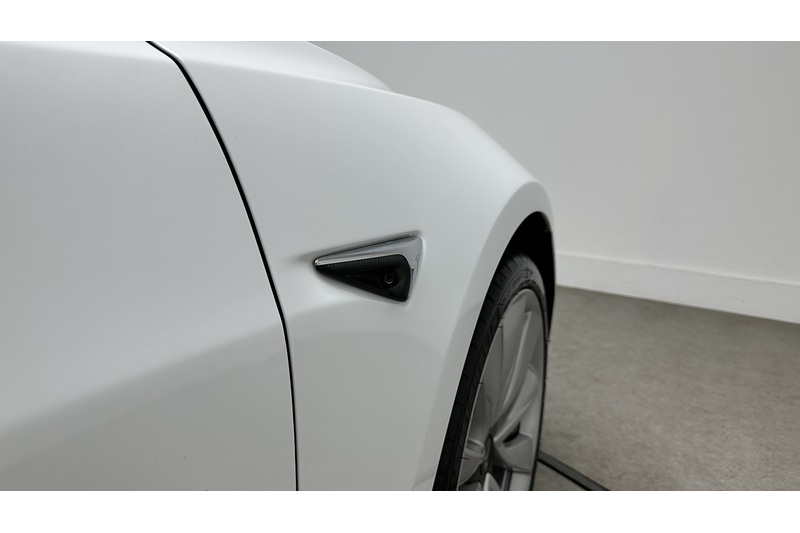 Tesla Model 3 Performance - U3280