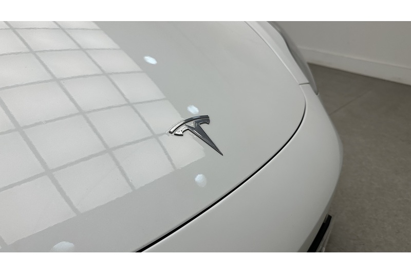 Tesla Model 3 Performance - U3280