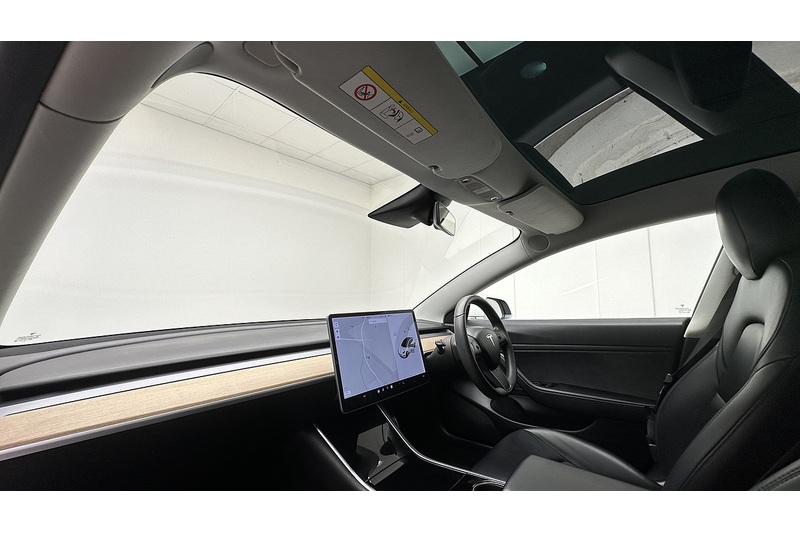 Tesla Model 3 Performance - U3280
