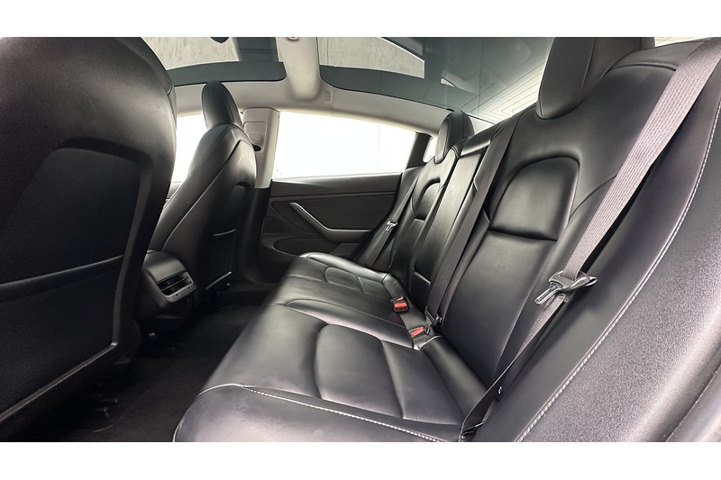Tesla Model 3 Performance - U3280