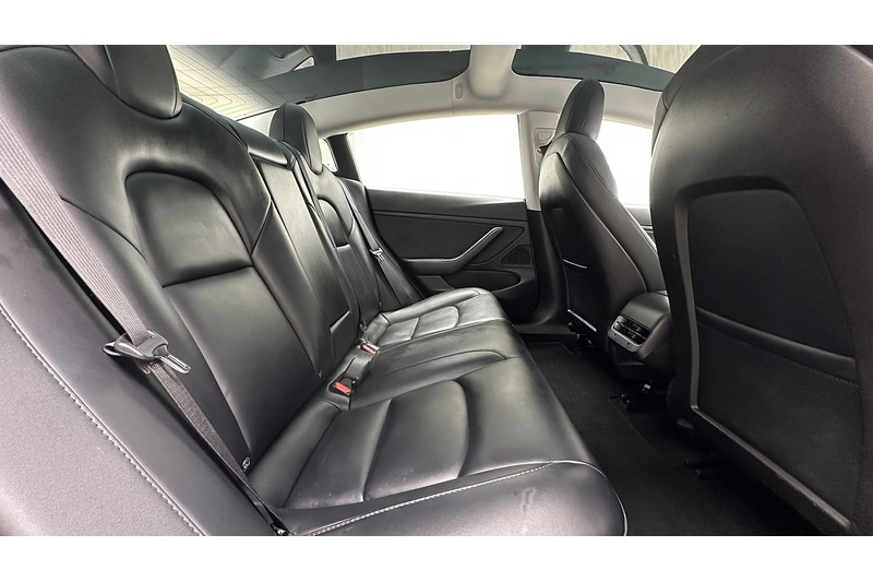 Tesla Model 3 Performance - U3280