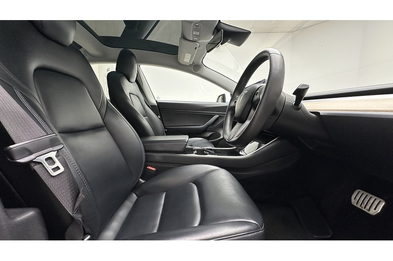 Tesla Model 3 Performance - U3280