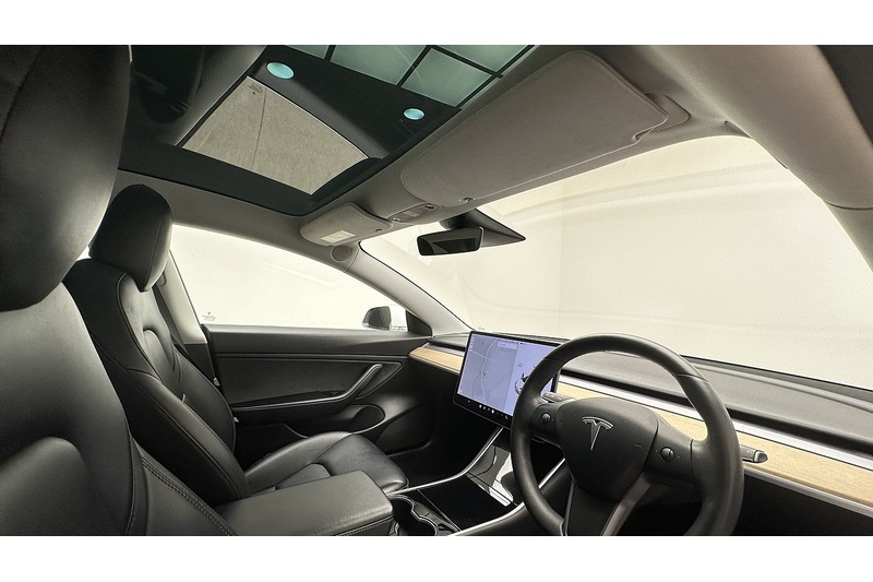 Tesla Model 3 Performance - U3280