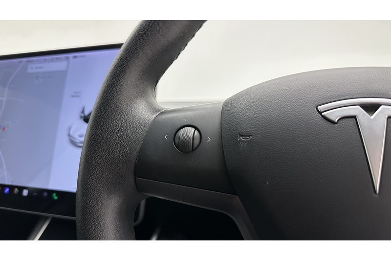 Tesla Model 3 Performance - U3280