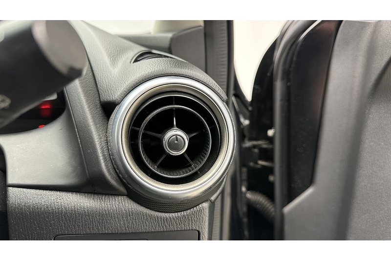 Mazda Mazda2 SKYACTIV-G MHEV Sport Nav - U3281