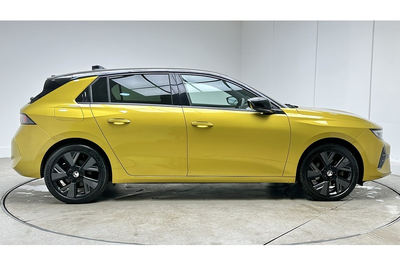 Vauxhall Astra Electric GS - U3282
