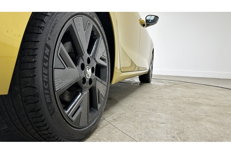 Vauxhall Astra Electric GS - U3282