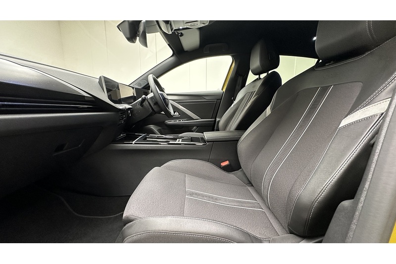 Vauxhall Astra Electric GS - U3282