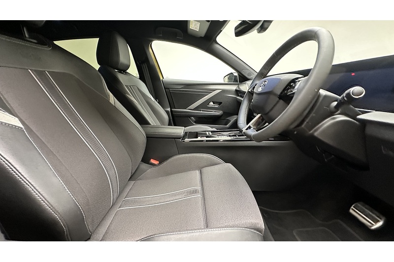 Vauxhall Astra Electric GS - U3282