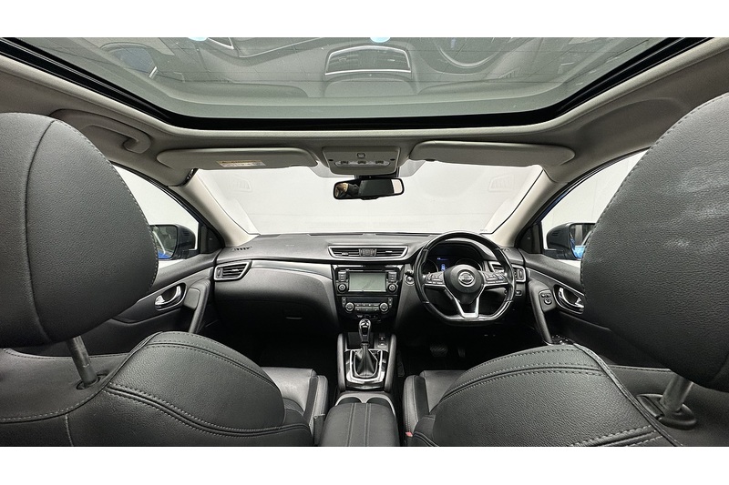 Nissan Qashqai Dig-T Tekna - U329