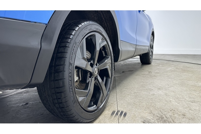 Nissan Qashqai Dig-T Tekna - U329
