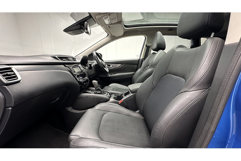 Nissan Qashqai Dig-T Tekna - U329