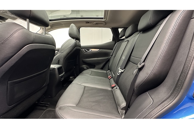 Nissan Qashqai Dig-T Tekna - U329