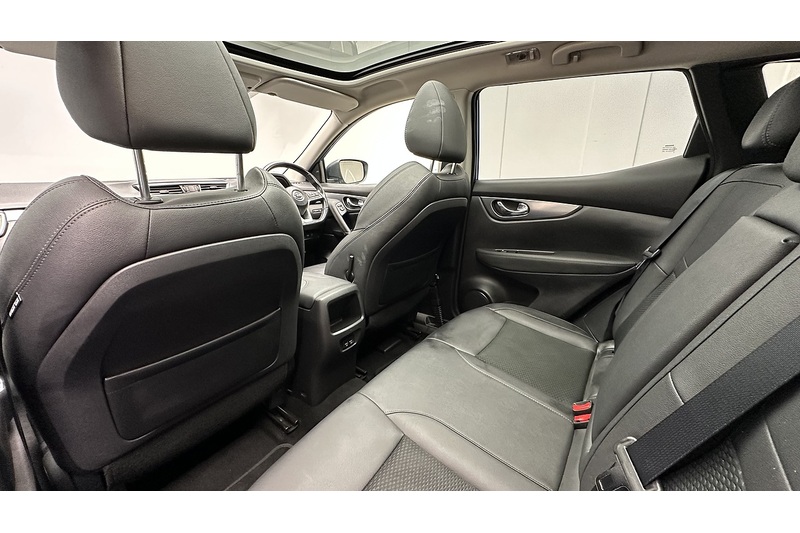 Nissan Qashqai Dig-T Tekna - U329