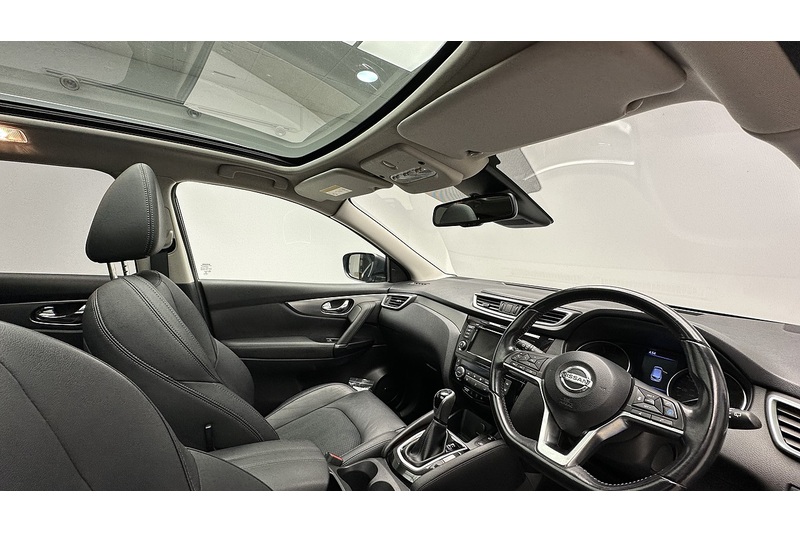 Nissan Qashqai Dig-T Tekna - U329