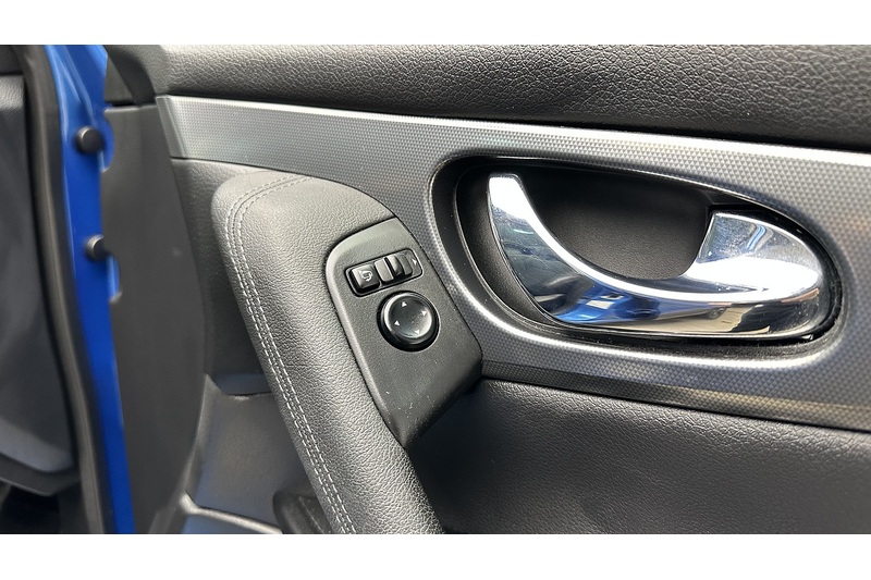 Nissan Qashqai Dig-T Tekna - U329