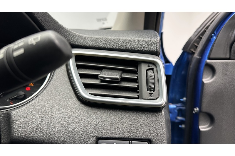 Nissan Qashqai Dig-T Tekna - U329