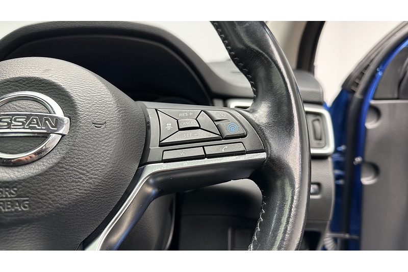 Nissan Qashqai Dig-T Tekna - U329