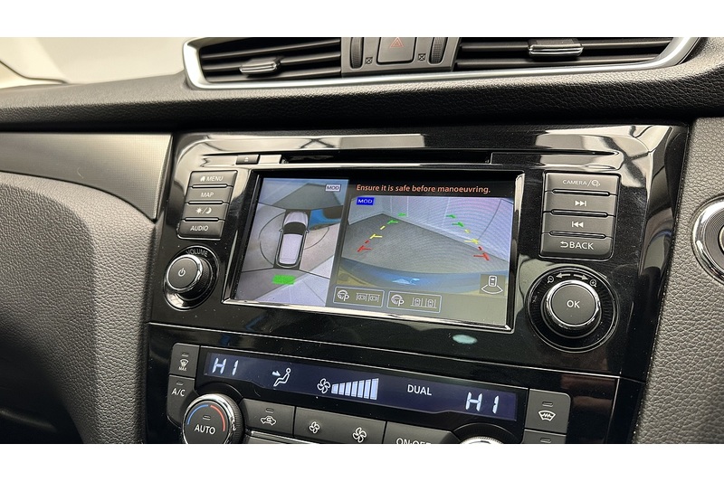 Nissan Qashqai Dig-T Tekna - U329