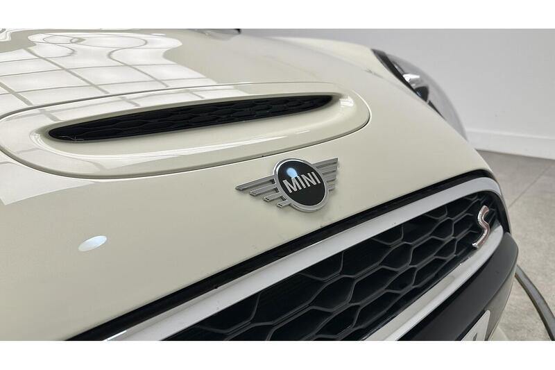 MINI Hatch 2.0 Cooper S Exclusive Hatchback 5dr Petrol Steptronic Euro 6 (s/s) (192 ps) - U330