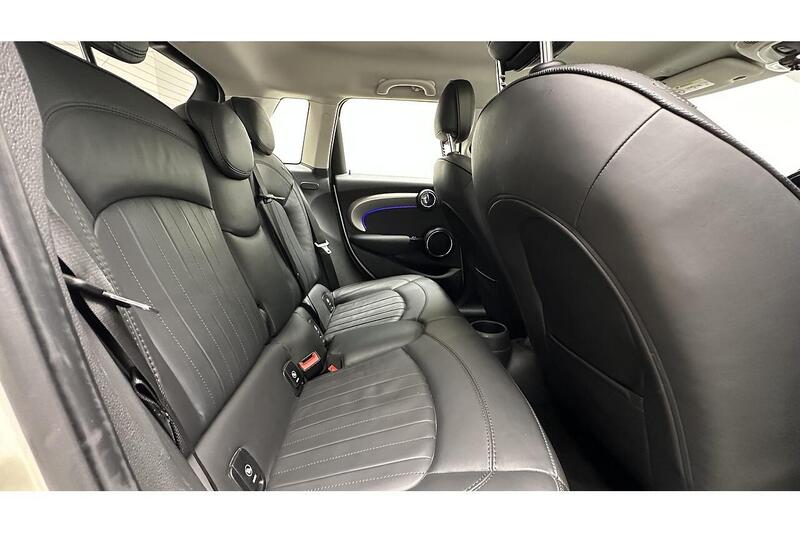 MINI Hatch 2.0 Cooper S Exclusive Hatchback 5dr Petrol Steptronic Euro 6 (s/s) (192 ps) - U330