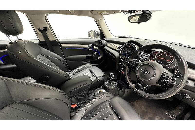 MINI Hatch 2.0 Cooper S Exclusive Hatchback 5dr Petrol Steptronic Euro 6 (s/s) (192 ps) - U330