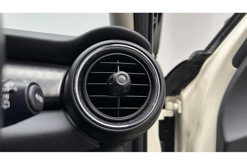 MINI Hatch 2.0 Cooper S Exclusive Hatchback 5dr Petrol Steptronic Euro 6 (s/s) (192 ps) - U330