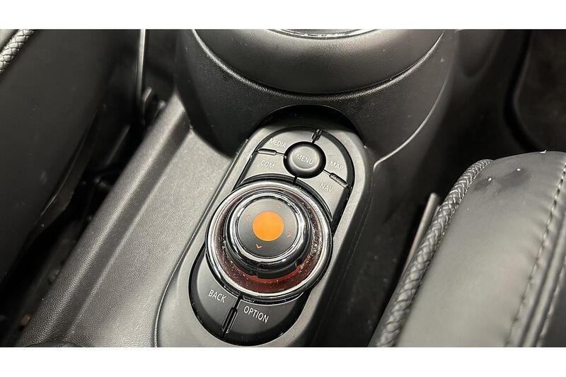 MINI Hatch 2.0 Cooper S Exclusive Hatchback 5dr Petrol Steptronic Euro 6 (s/s) (192 ps) - U330