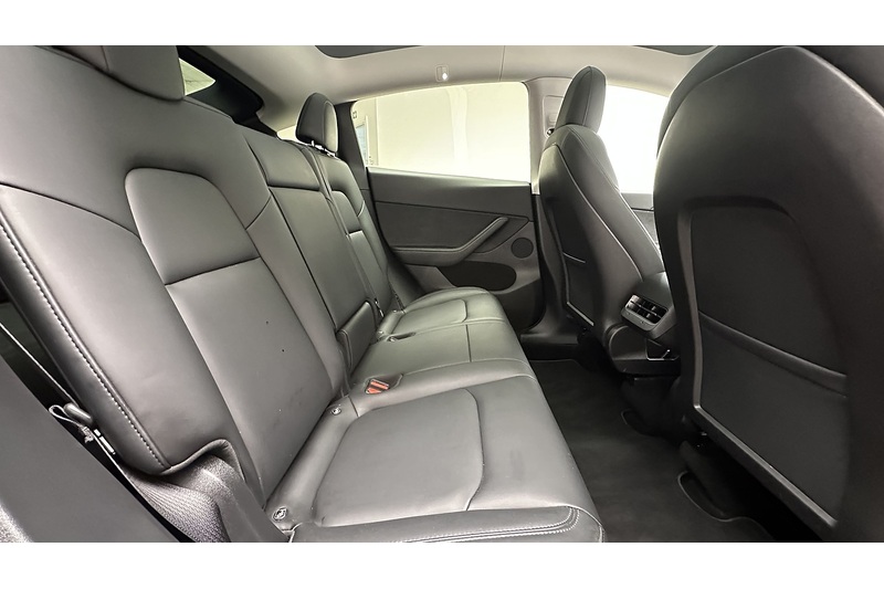 Tesla Model Y Long Range - U3314