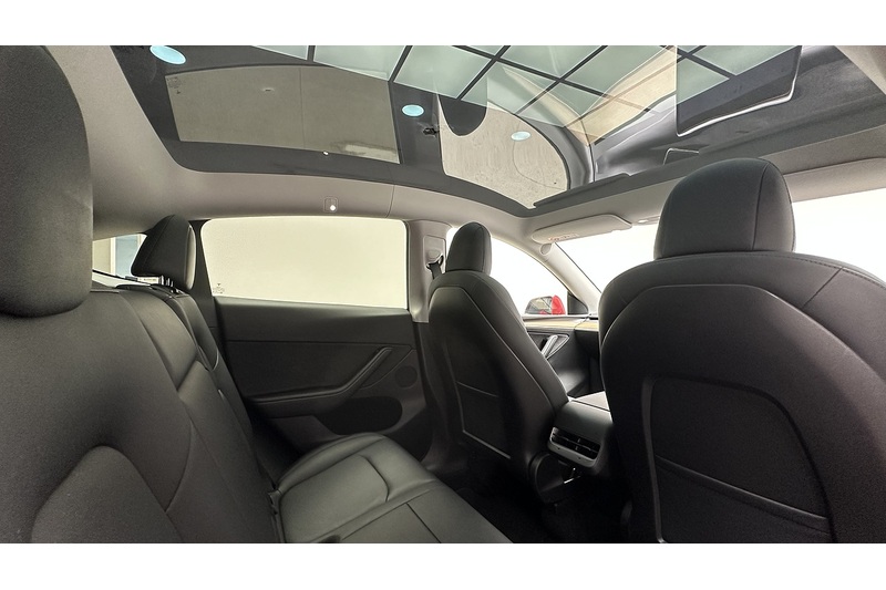 Tesla Model Y Long Range - U3314