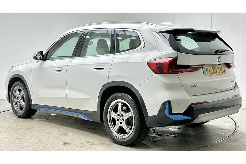 BMW iX1 30 xLine - U3319