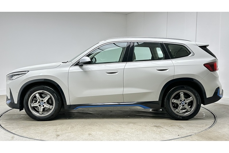 BMW iX1 30 xLine - U3319