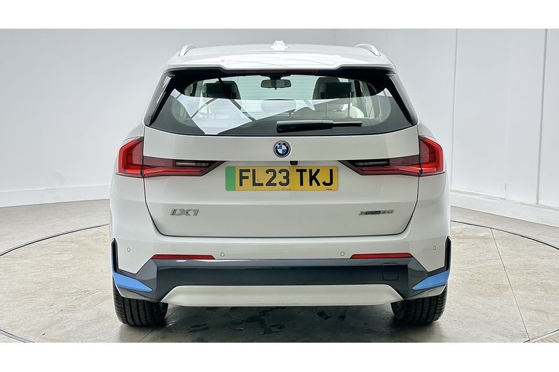 BMW iX1 30 xLine - U3319