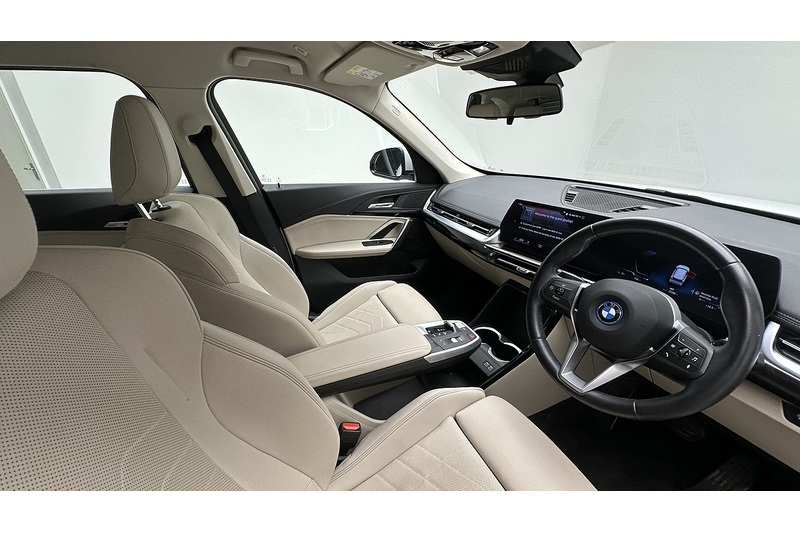 BMW iX1 30 xLine - U3319