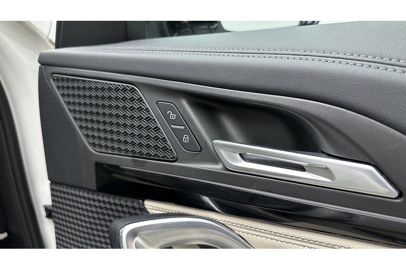 BMW iX1 30 xLine - U3319