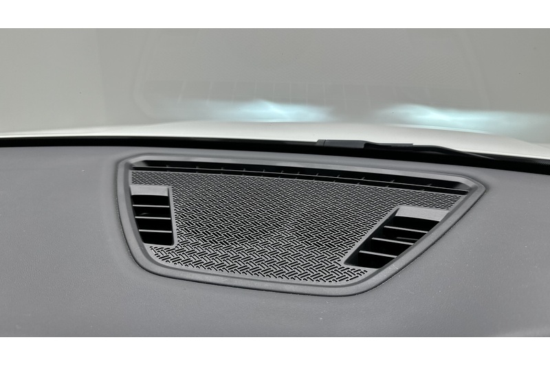 BMW iX1 30 xLine - U3319