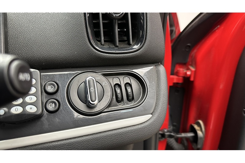 MINI Mini Countryman Cooper S E All4 Sport - U3320